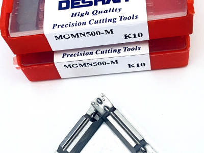 Inserção de grooving de metal