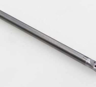 Werkzeughalter mit innerer Kühlmittelzufuhr und Innenbohrung